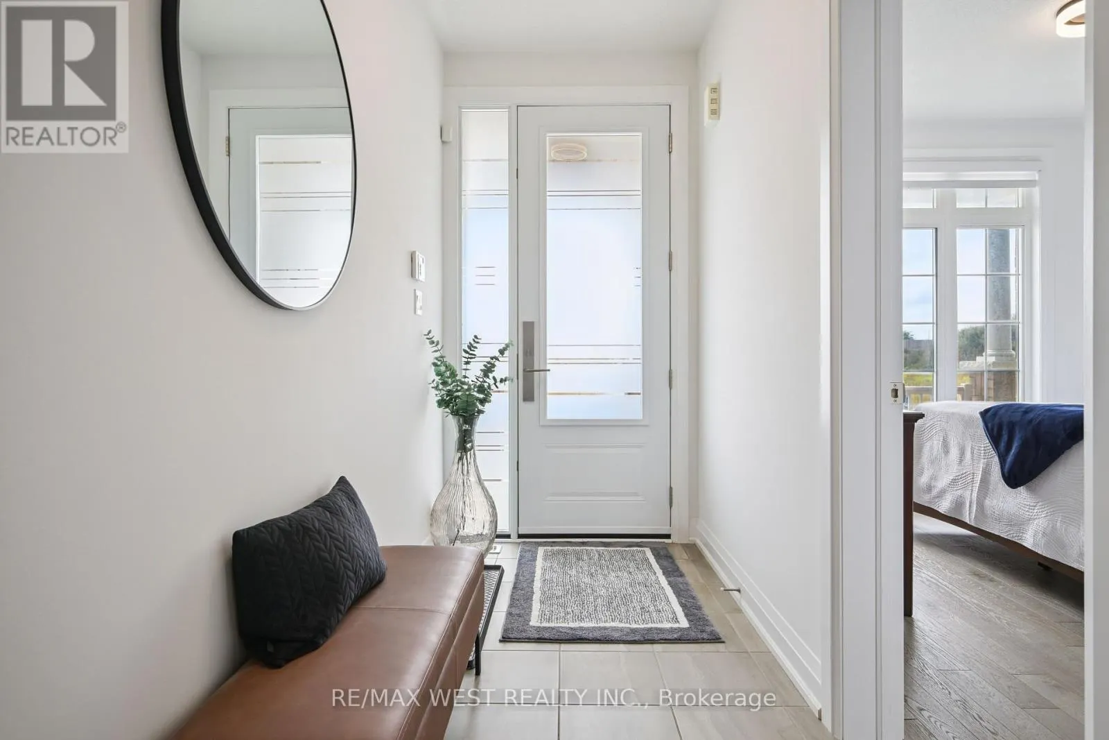 31 TEA ROSE ROAD