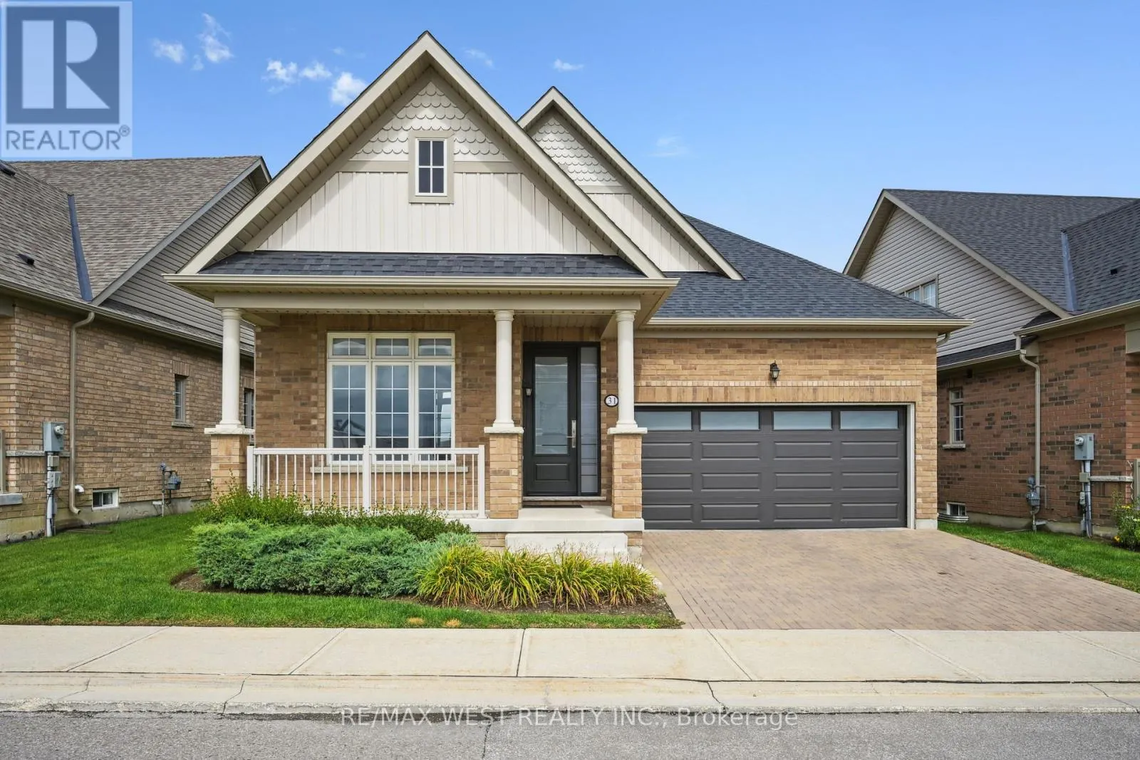 31 TEA ROSE ROAD