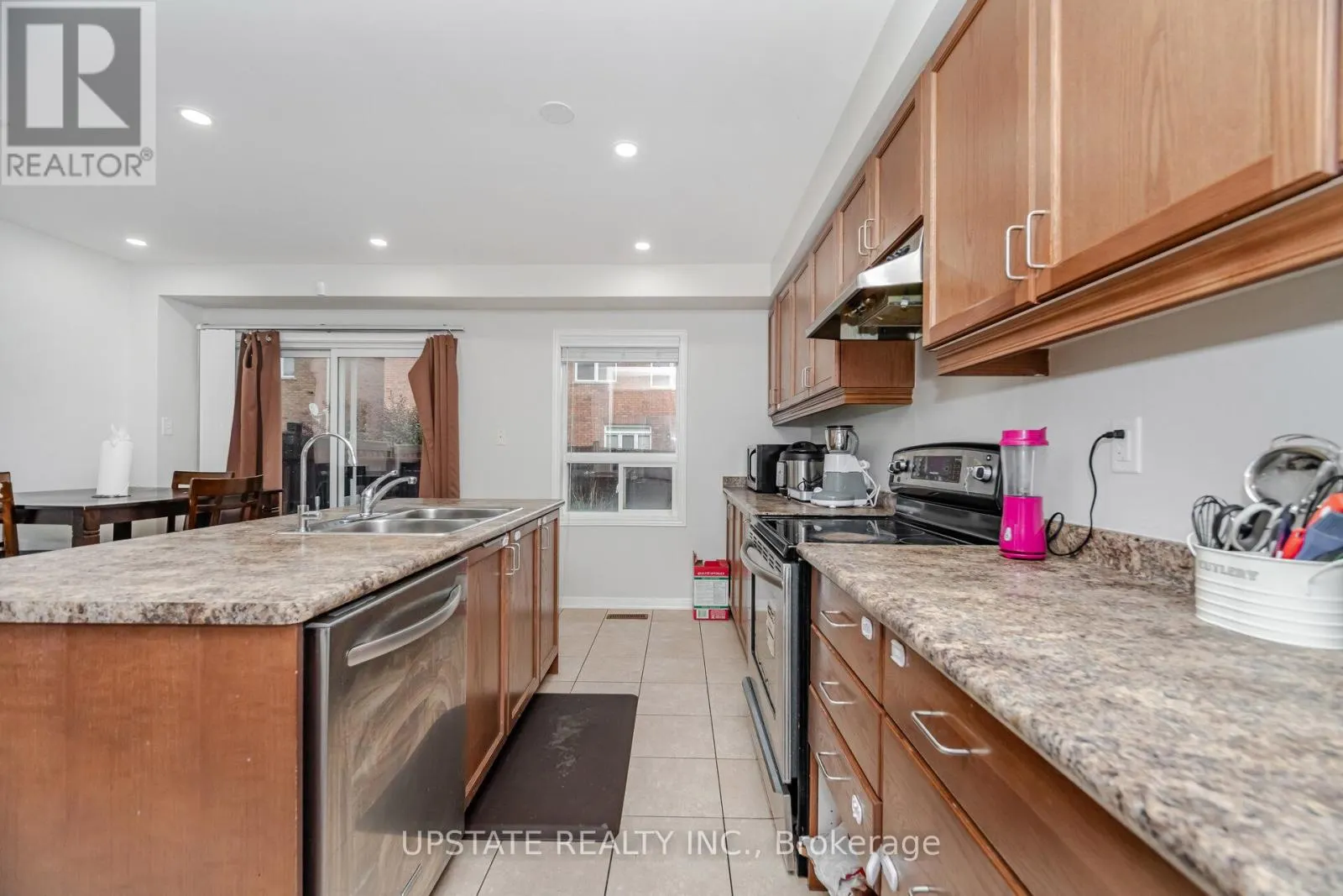 87 SLEIGHTHOLME CRESCENT