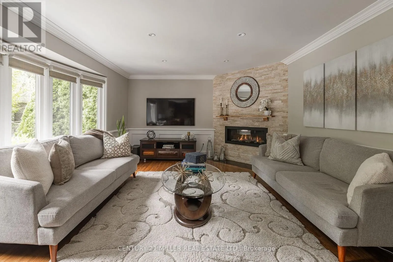 1213 BOWMAN DRIVE