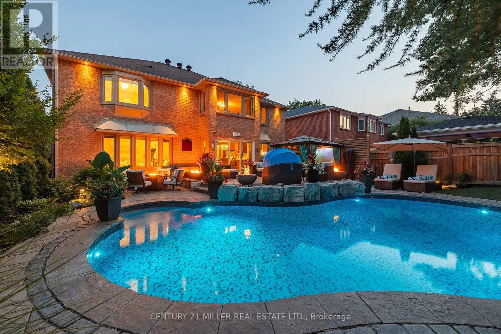 1213 BOWMAN DRIVE