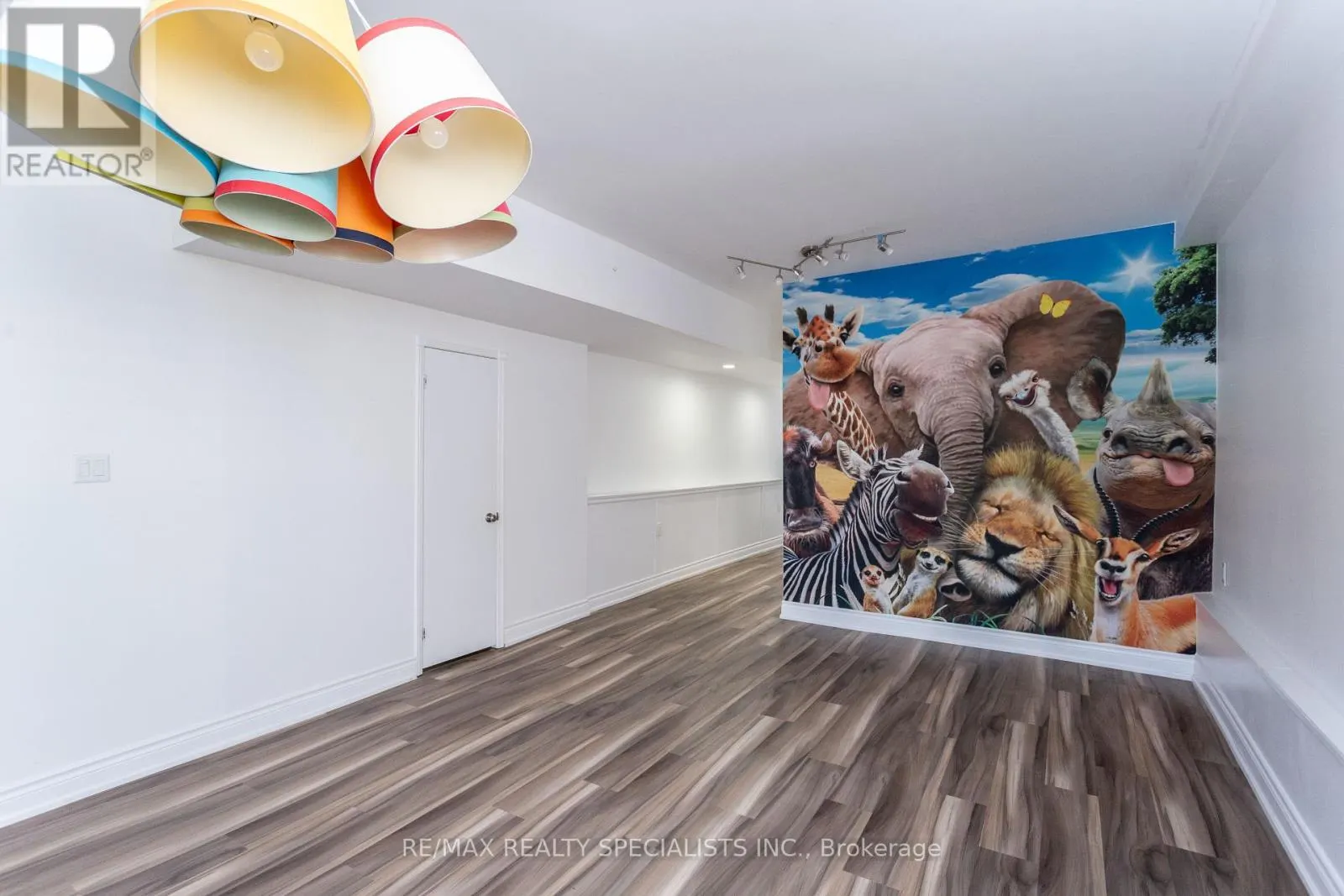 4386 CURIA CRESCENT