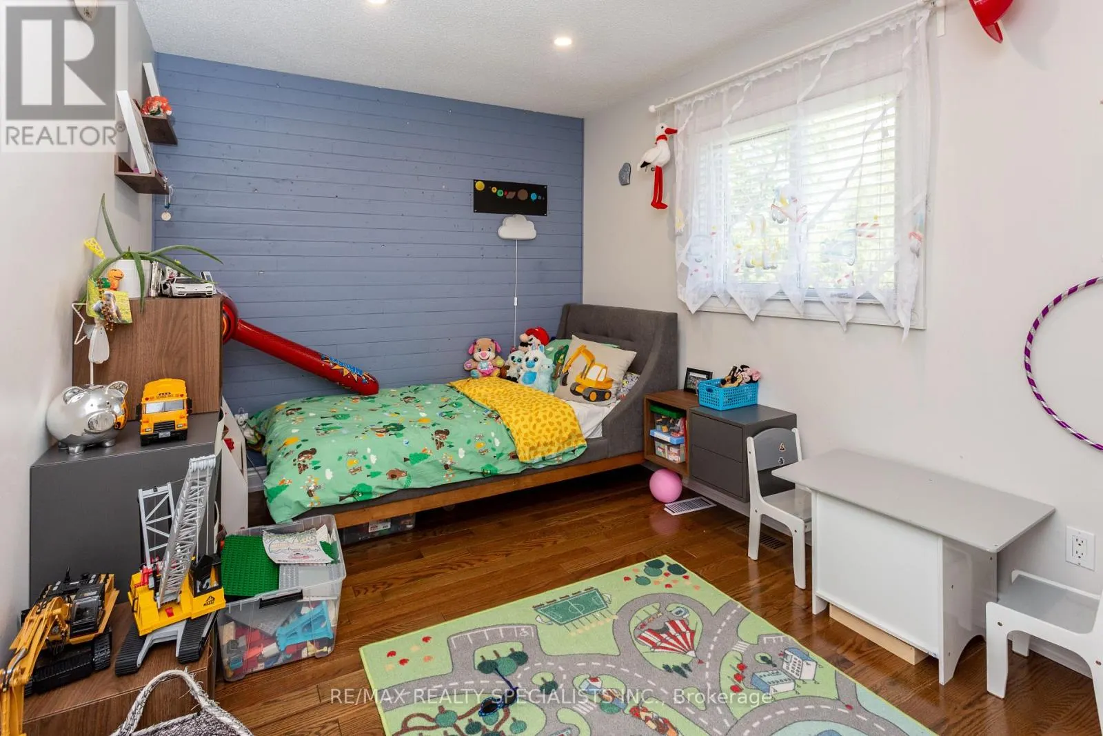 4386 CURIA CRESCENT