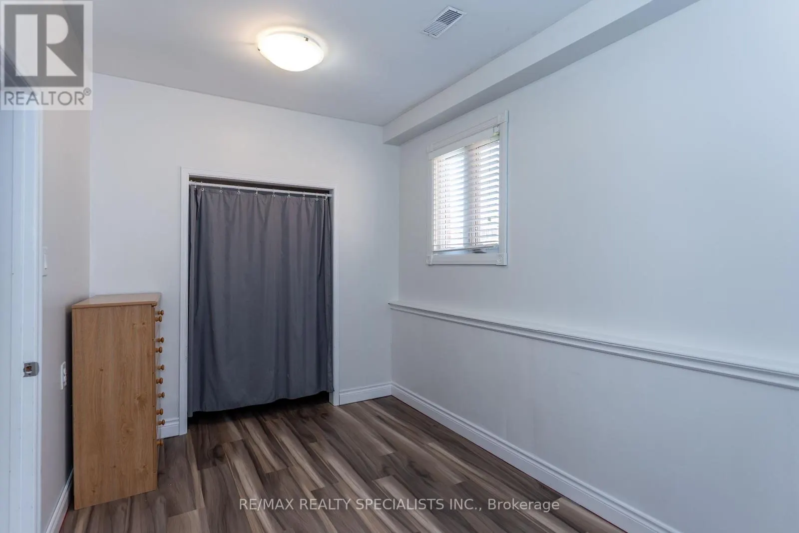4386 CURIA CRESCENT