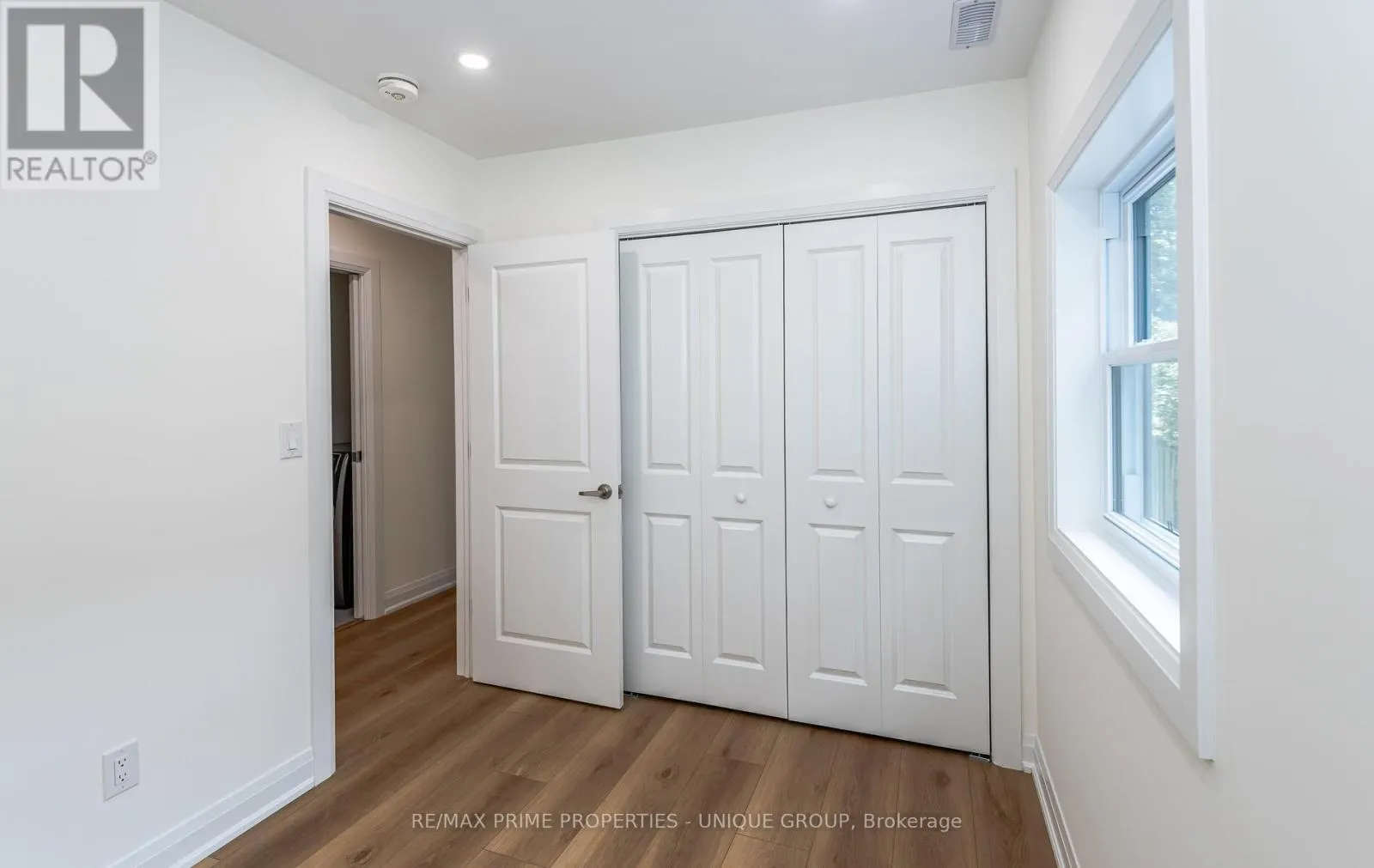 2 - 45 ASTORIA AVENUE