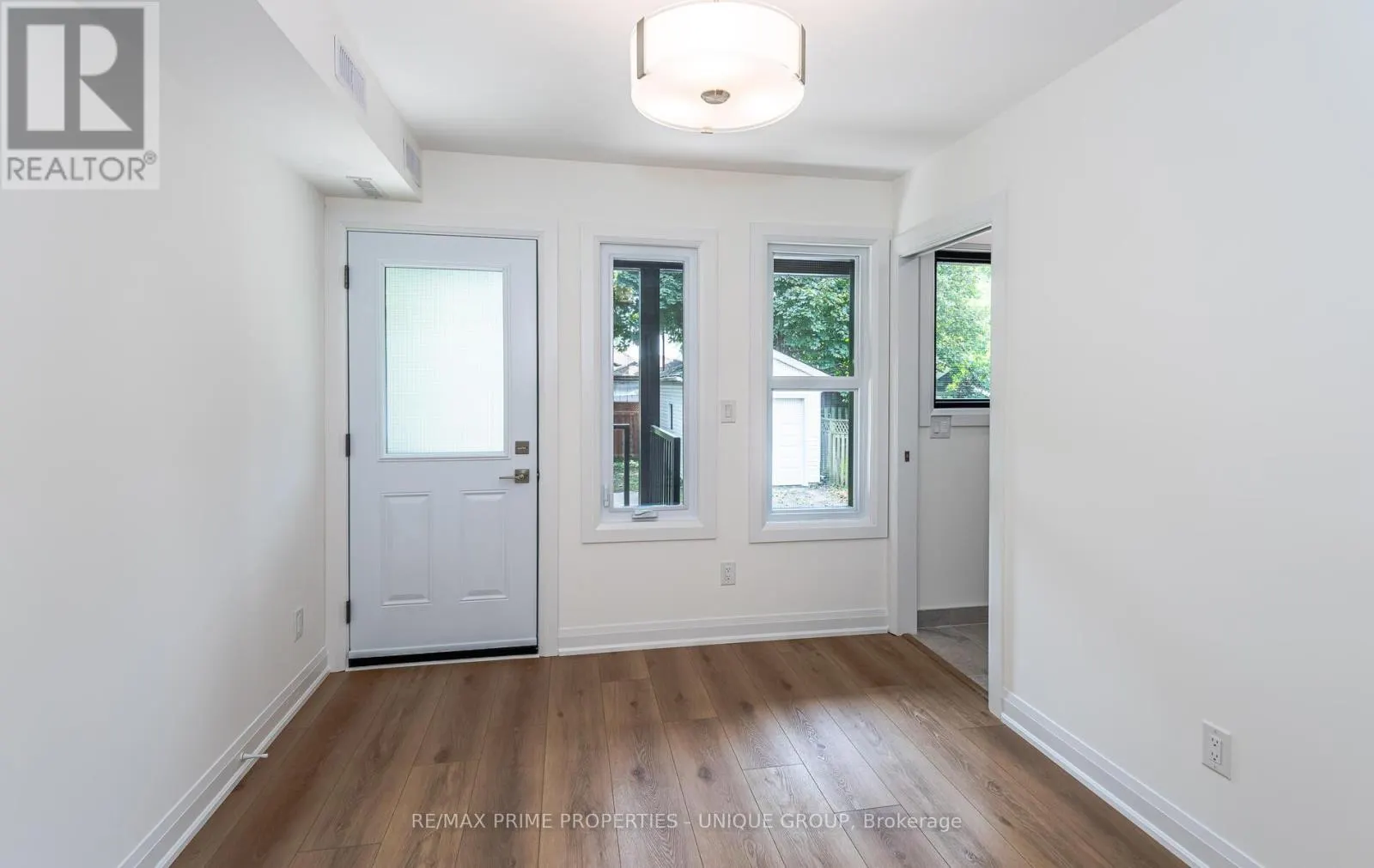 2 - 45 ASTORIA AVENUE