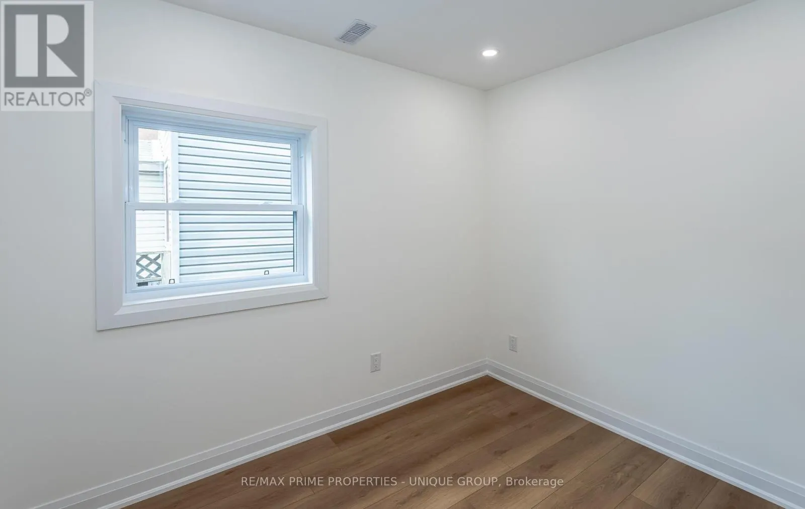 2 - 45 ASTORIA AVENUE