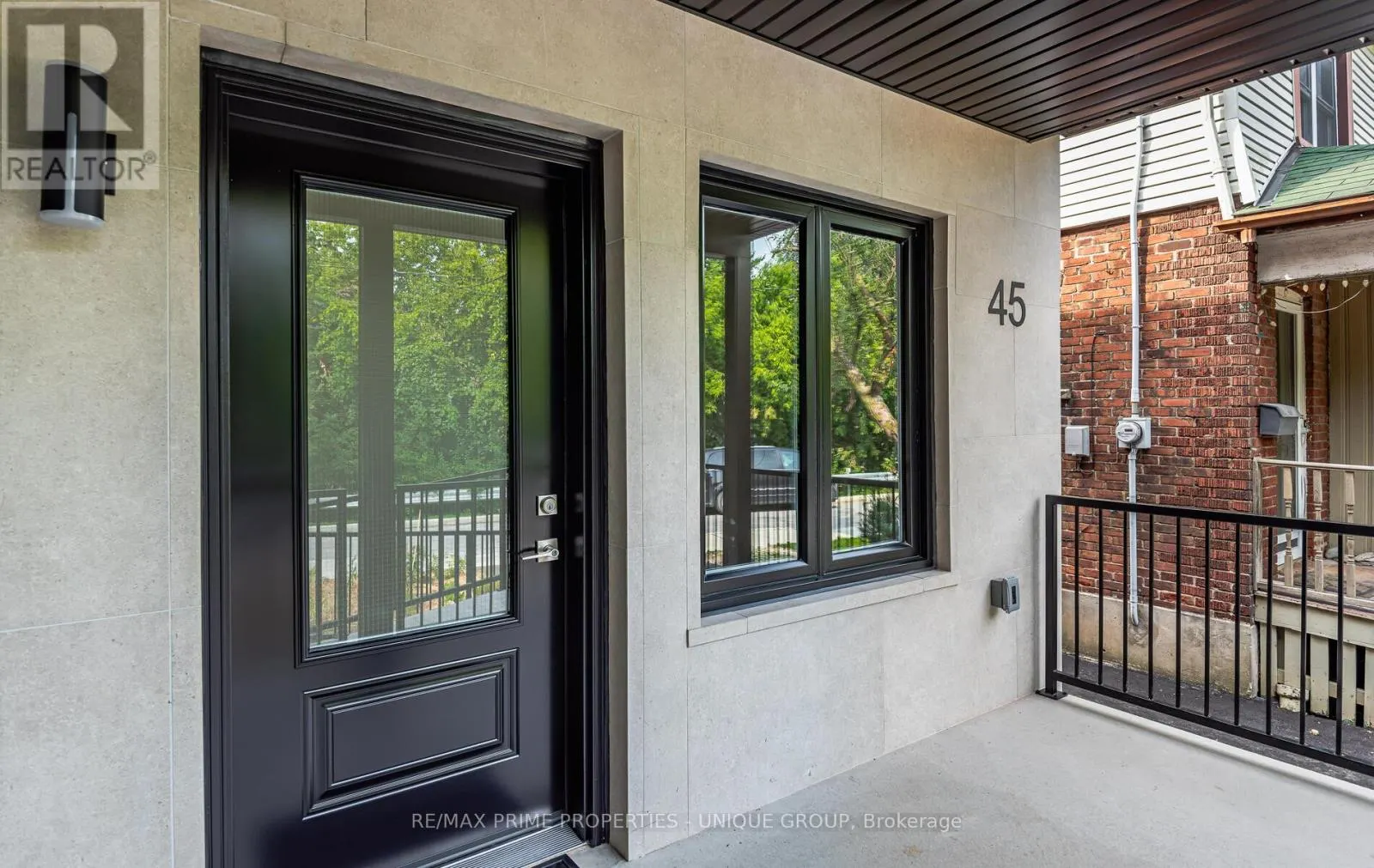 2 - 45 ASTORIA AVENUE