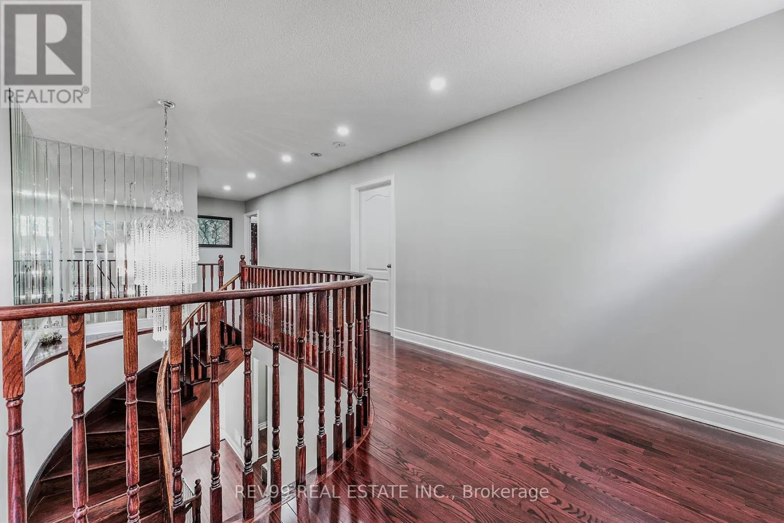 39 BONISTEL CRESCENT