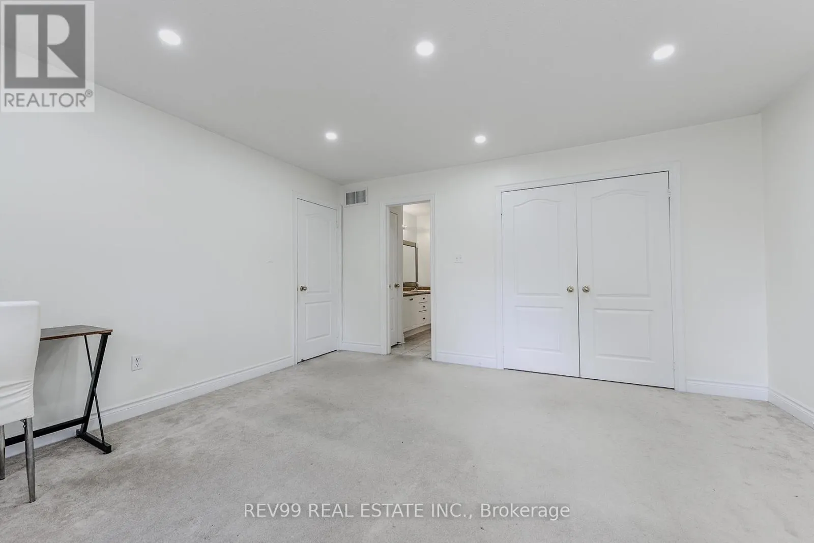 39 BONISTEL CRESCENT