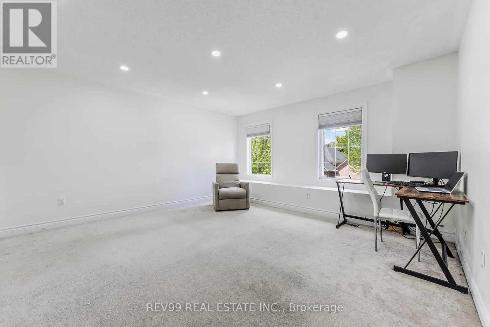 39 BONISTEL CRESCENT
