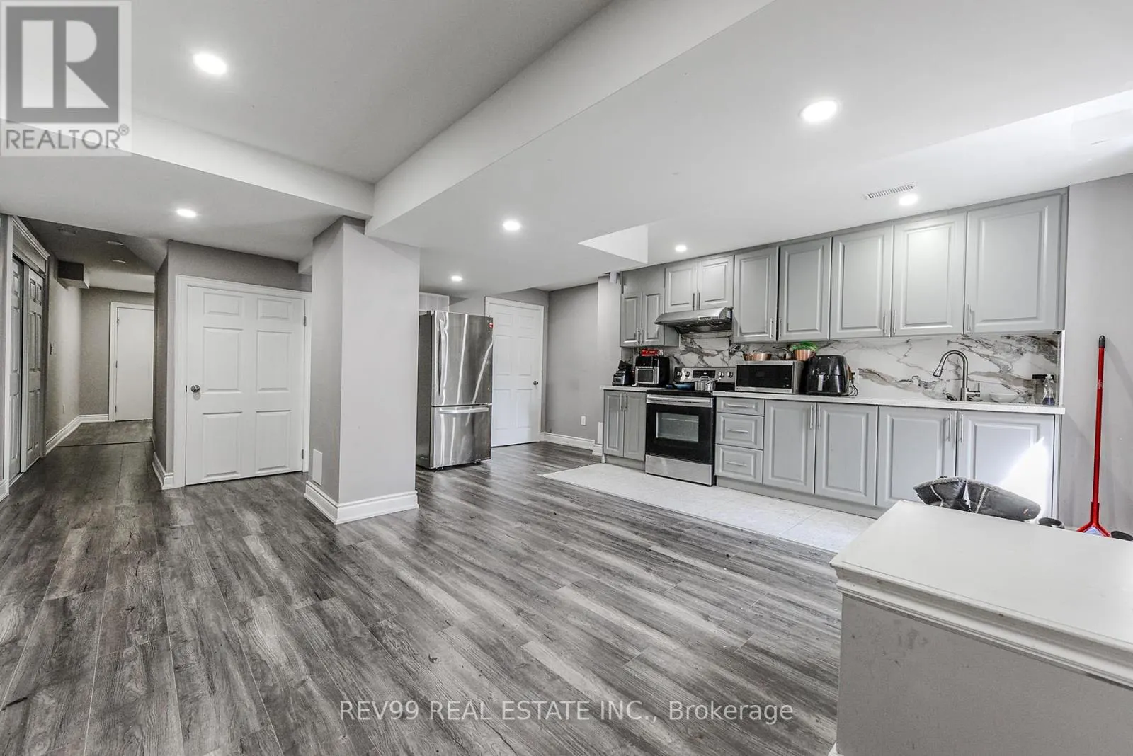 39 BONISTEL CRESCENT