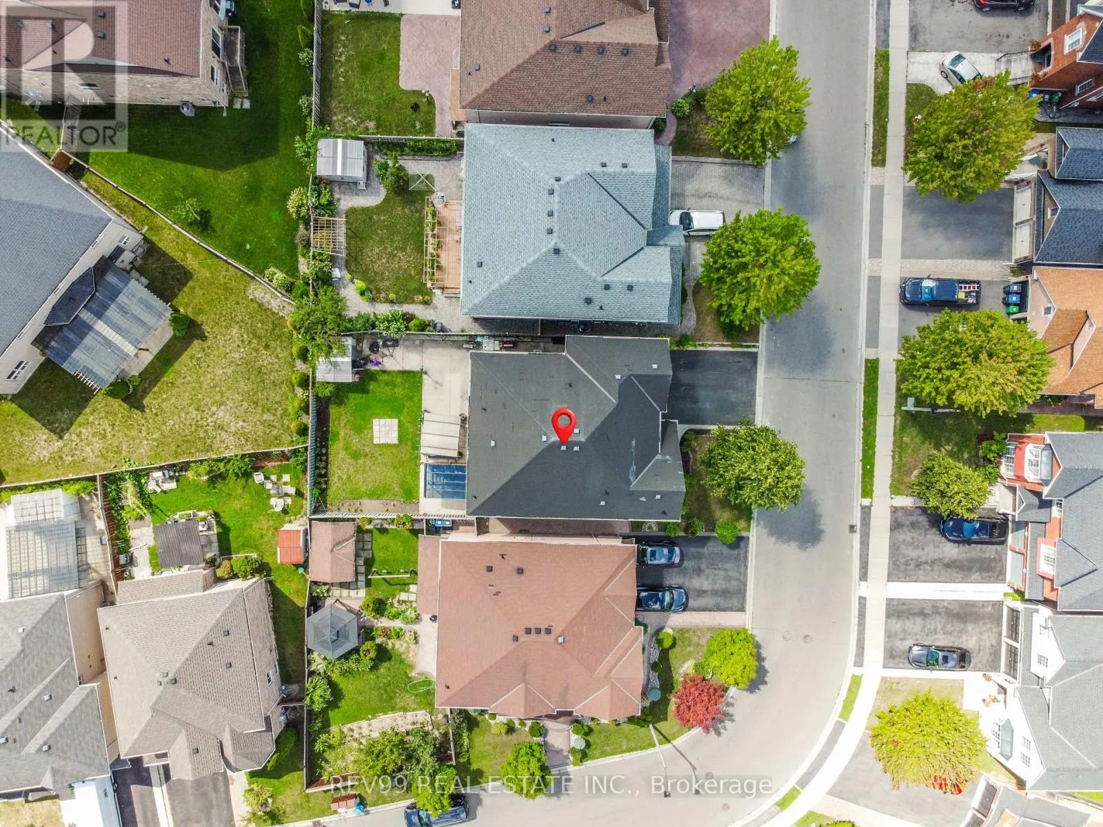 39 BONISTEL CRESCENT