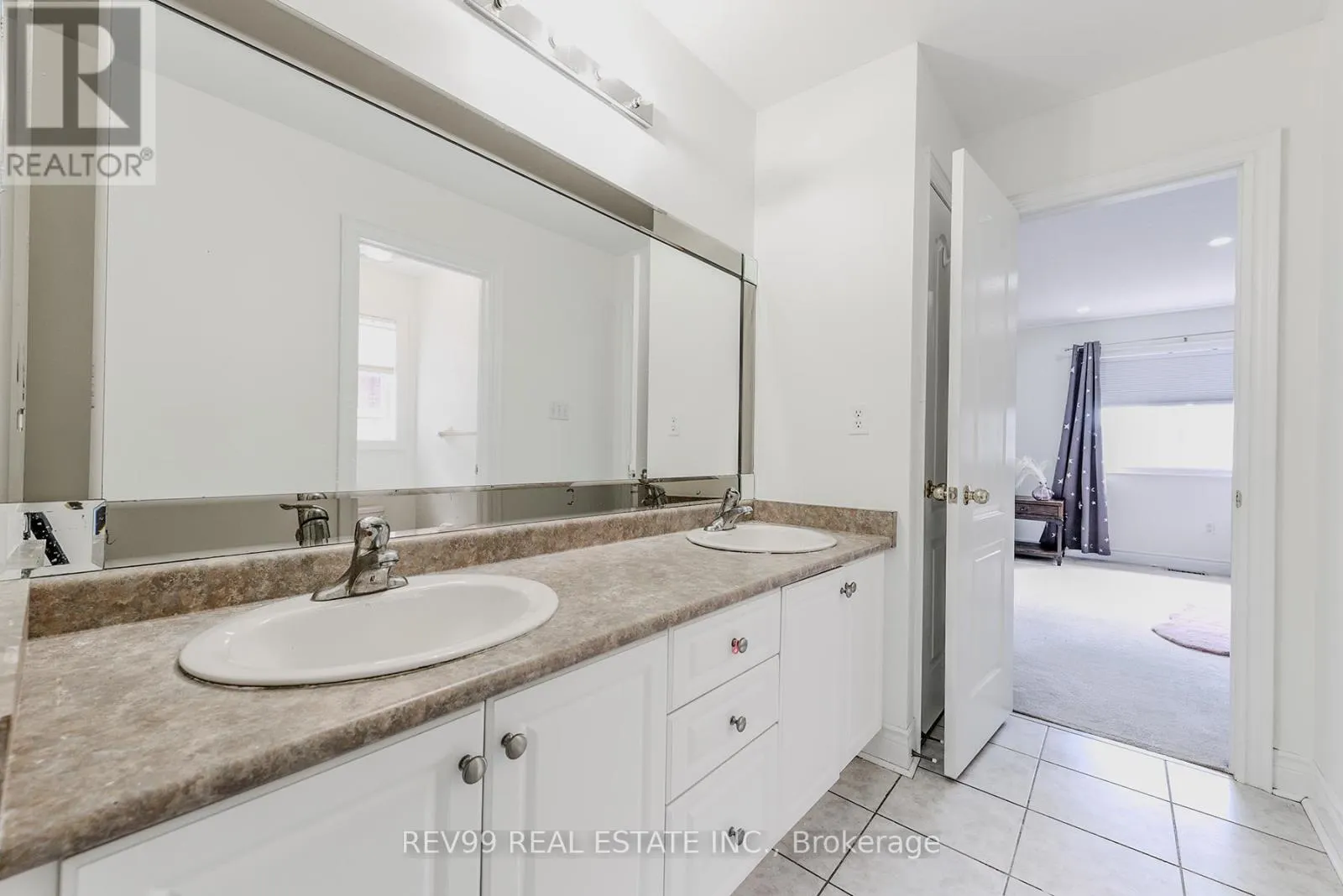 39 BONISTEL CRESCENT