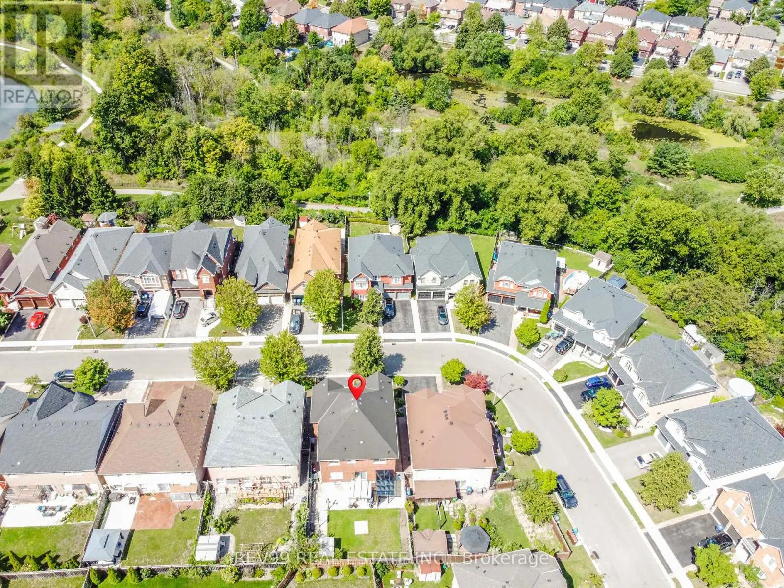 39 BONISTEL CRESCENT