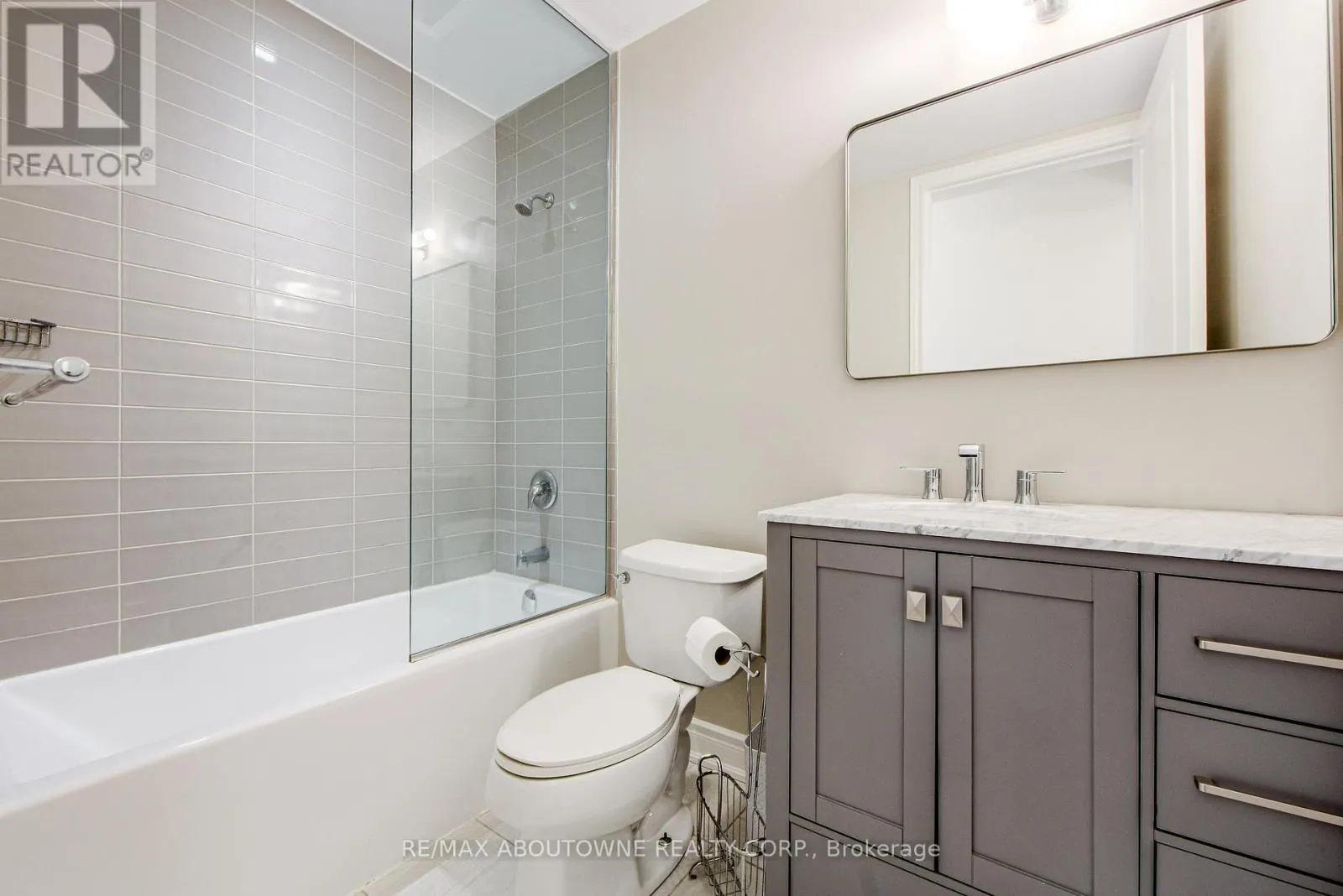 109 - 457 PLAINS ROAD E