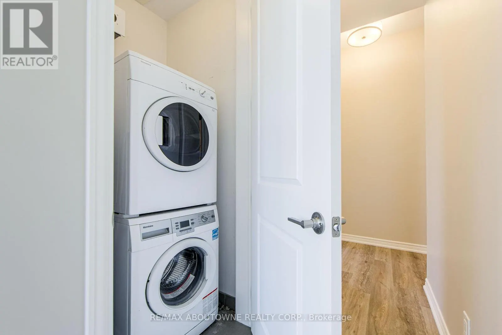 109 - 457 PLAINS ROAD E