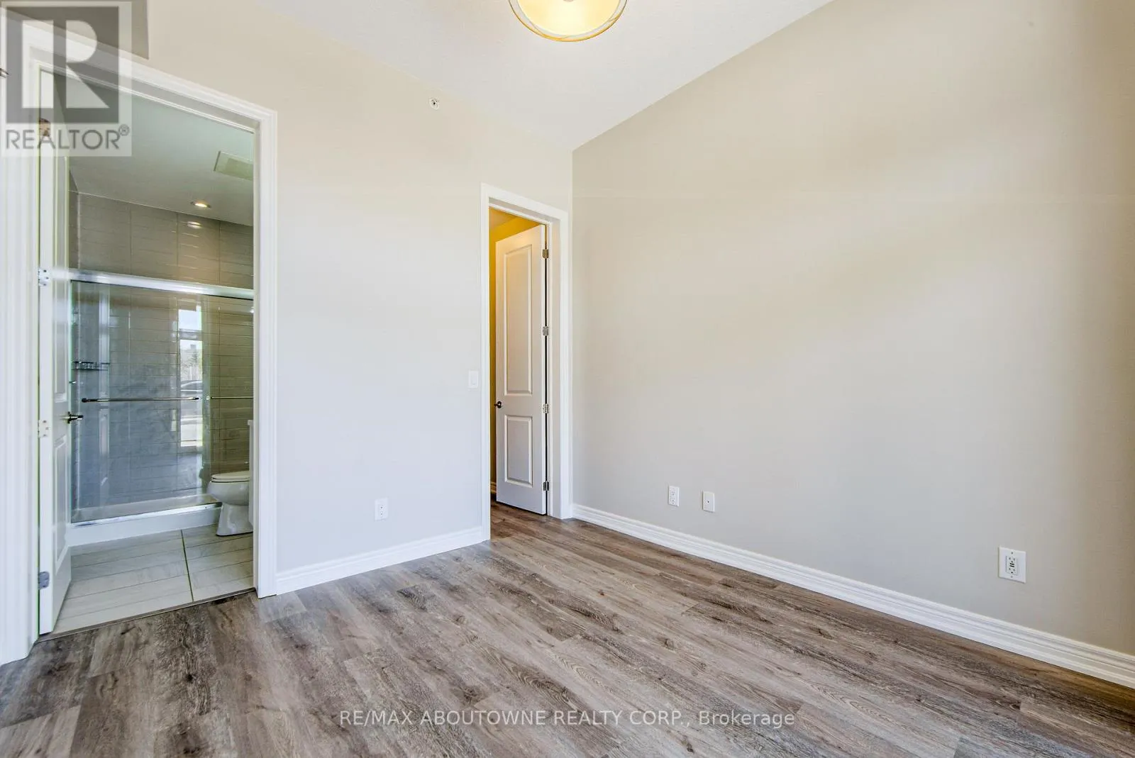 109 - 457 PLAINS ROAD E
