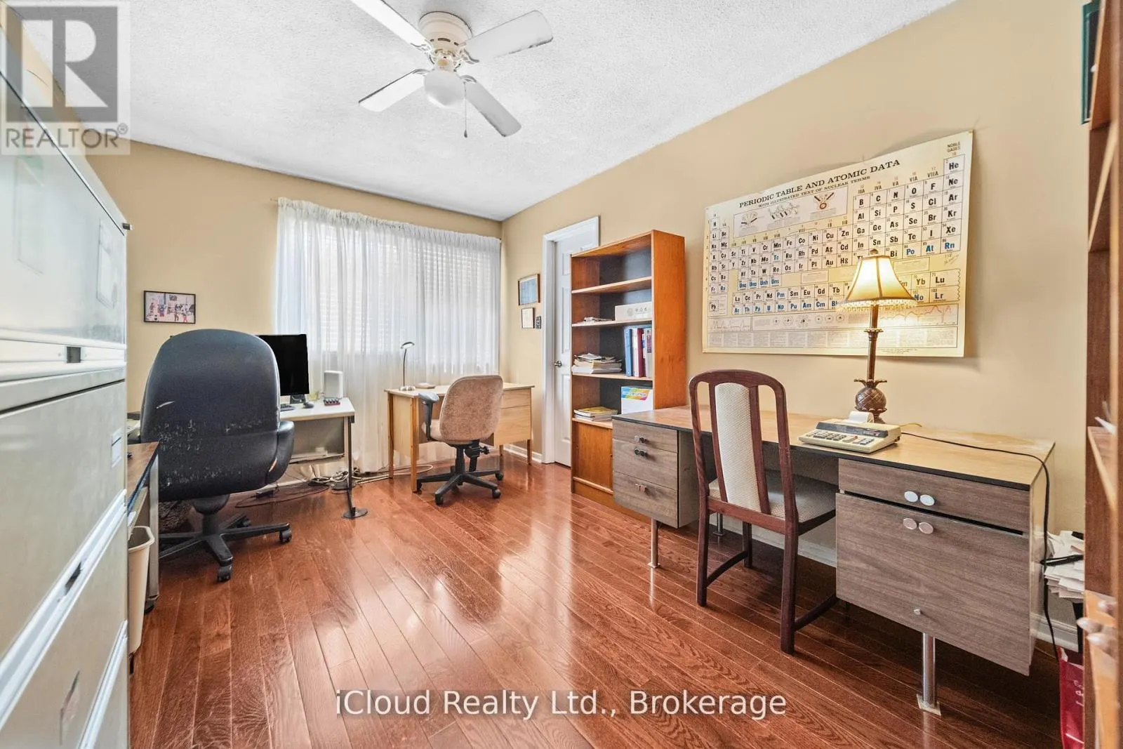 1 CARNFORTH DRIVE