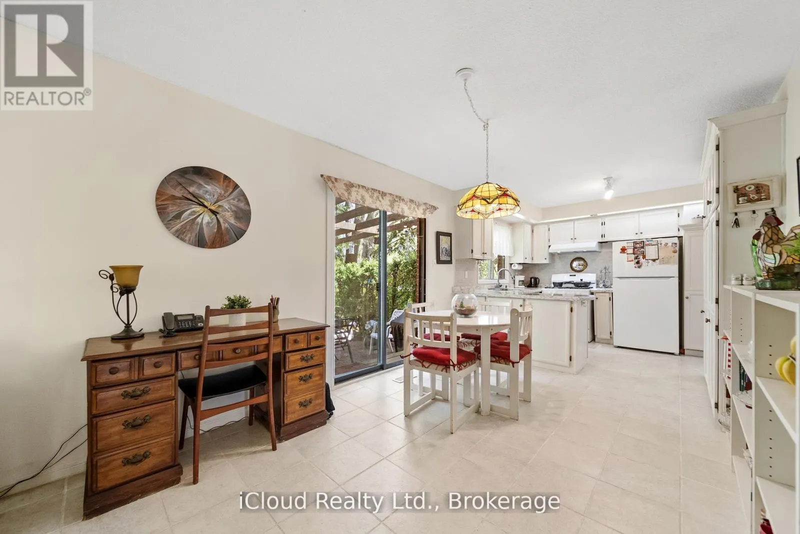 1 CARNFORTH DRIVE