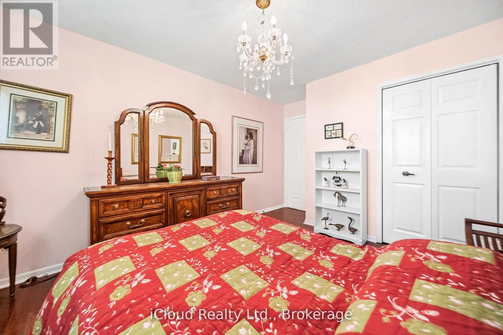 1 CARNFORTH DRIVE