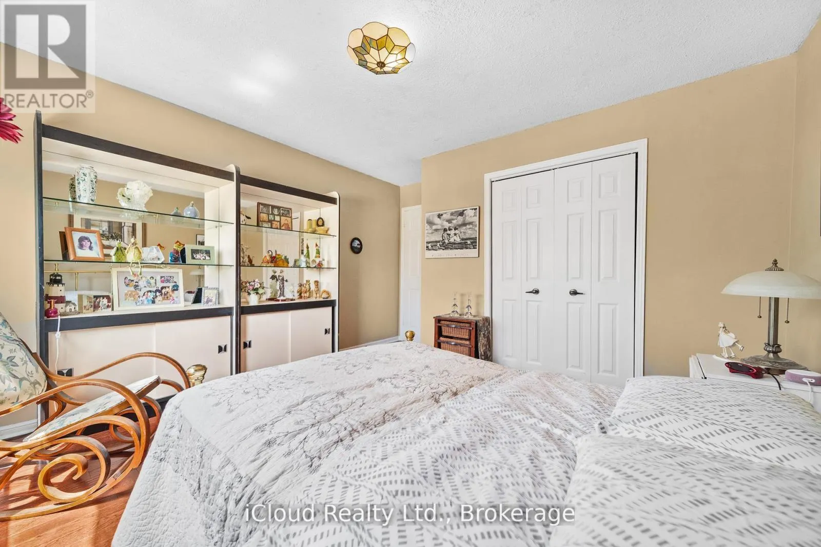 1 CARNFORTH DRIVE