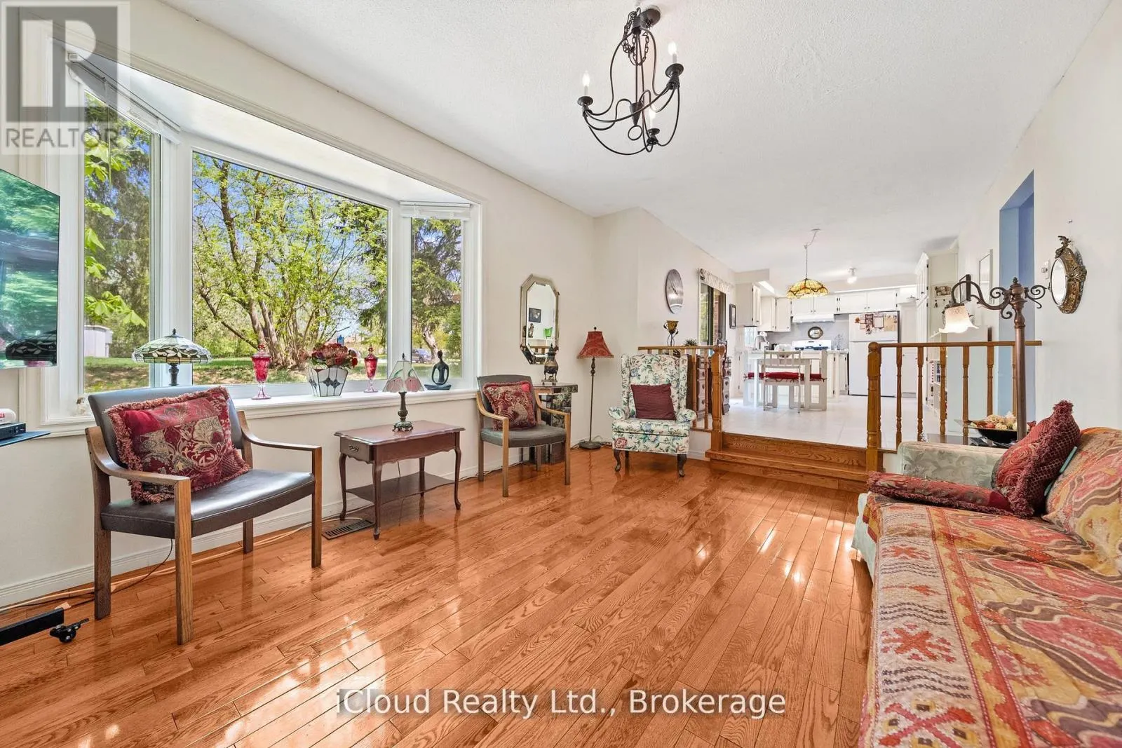 1 CARNFORTH DRIVE