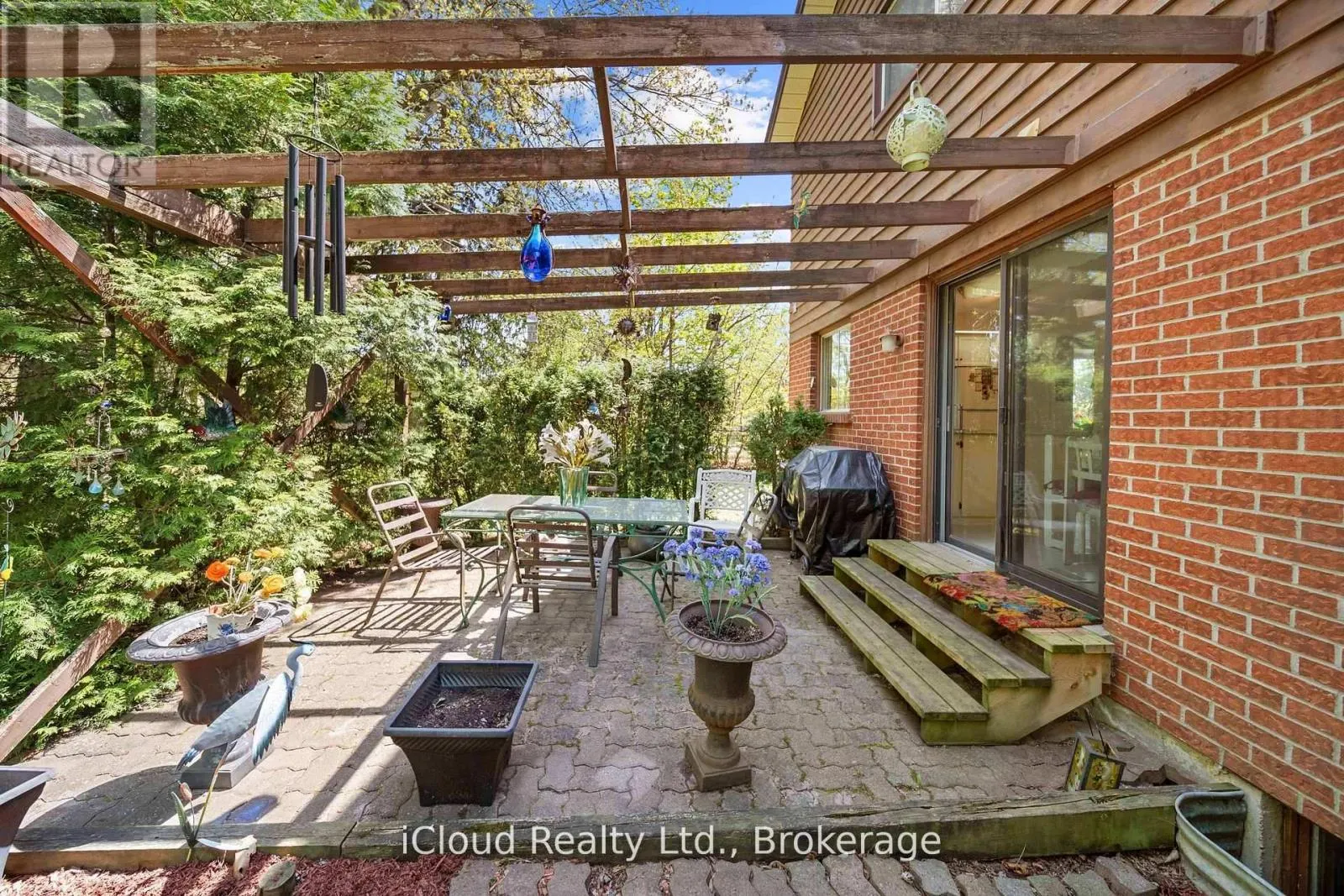 1 CARNFORTH DRIVE
