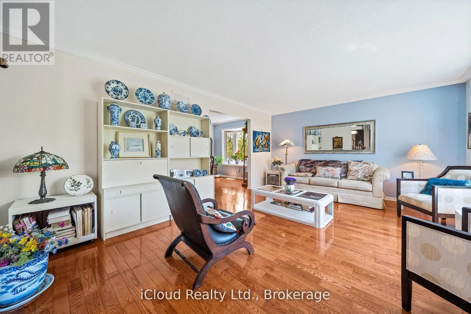 1 CARNFORTH DRIVE