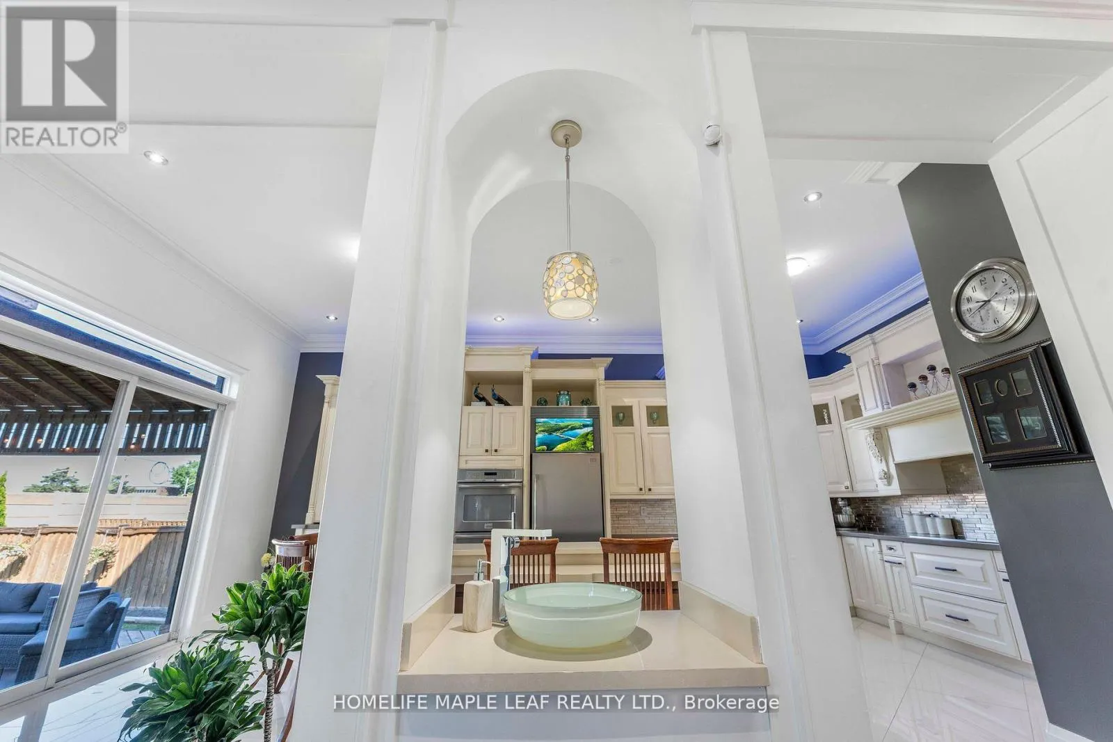 7588 REDSTONE ROAD