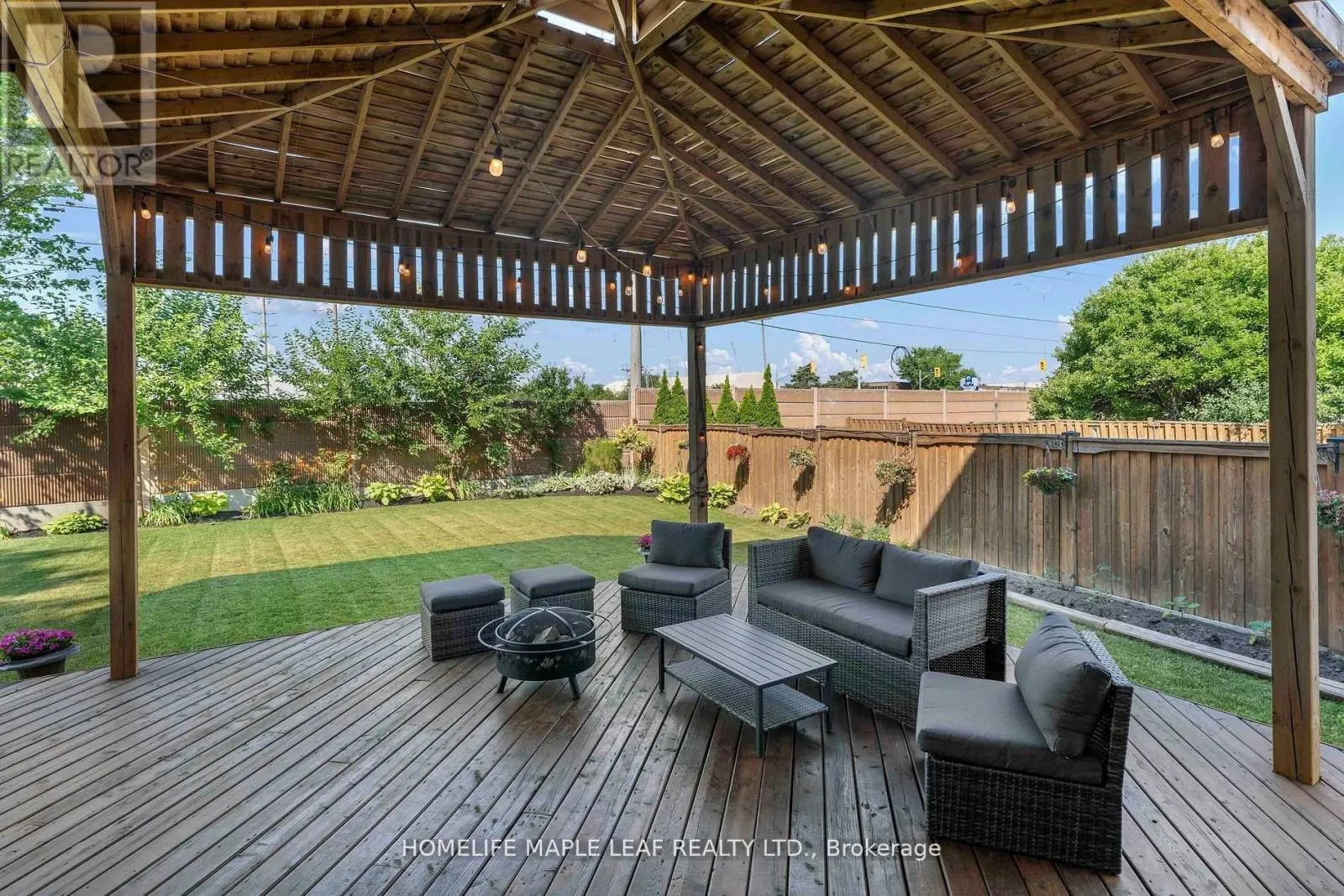 7588 REDSTONE ROAD