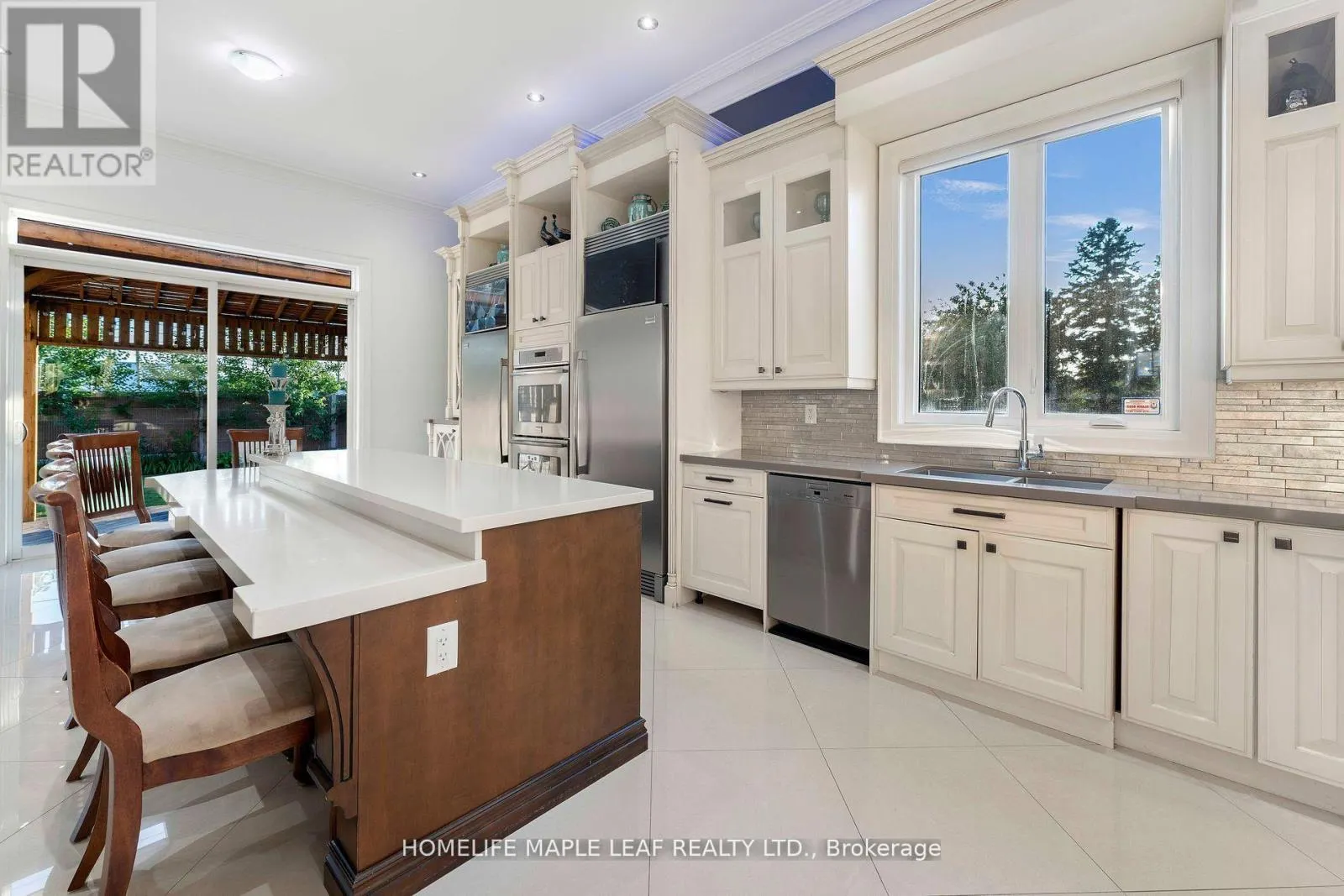 7588 REDSTONE ROAD