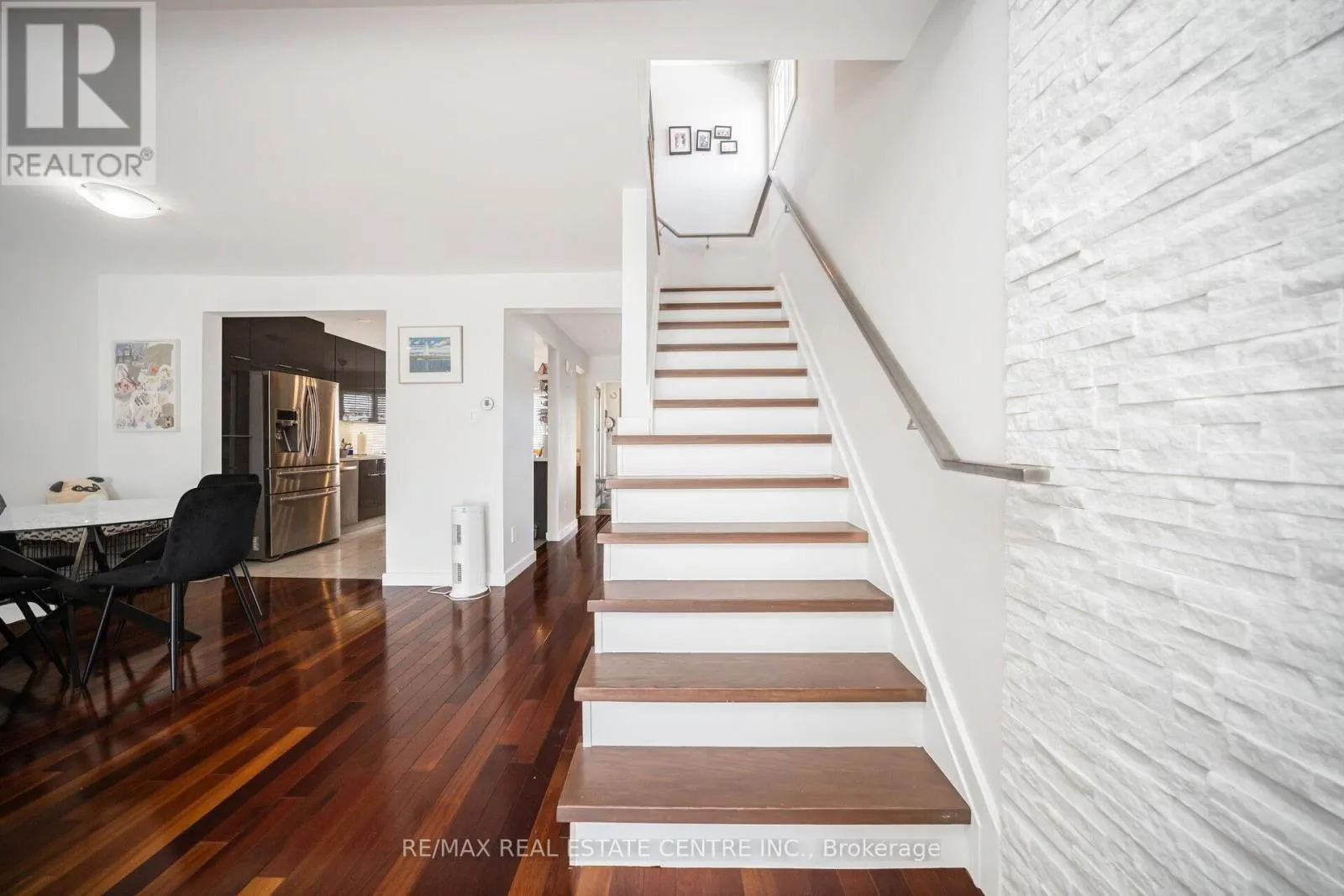 2536 BARCELLA CRESCENT
