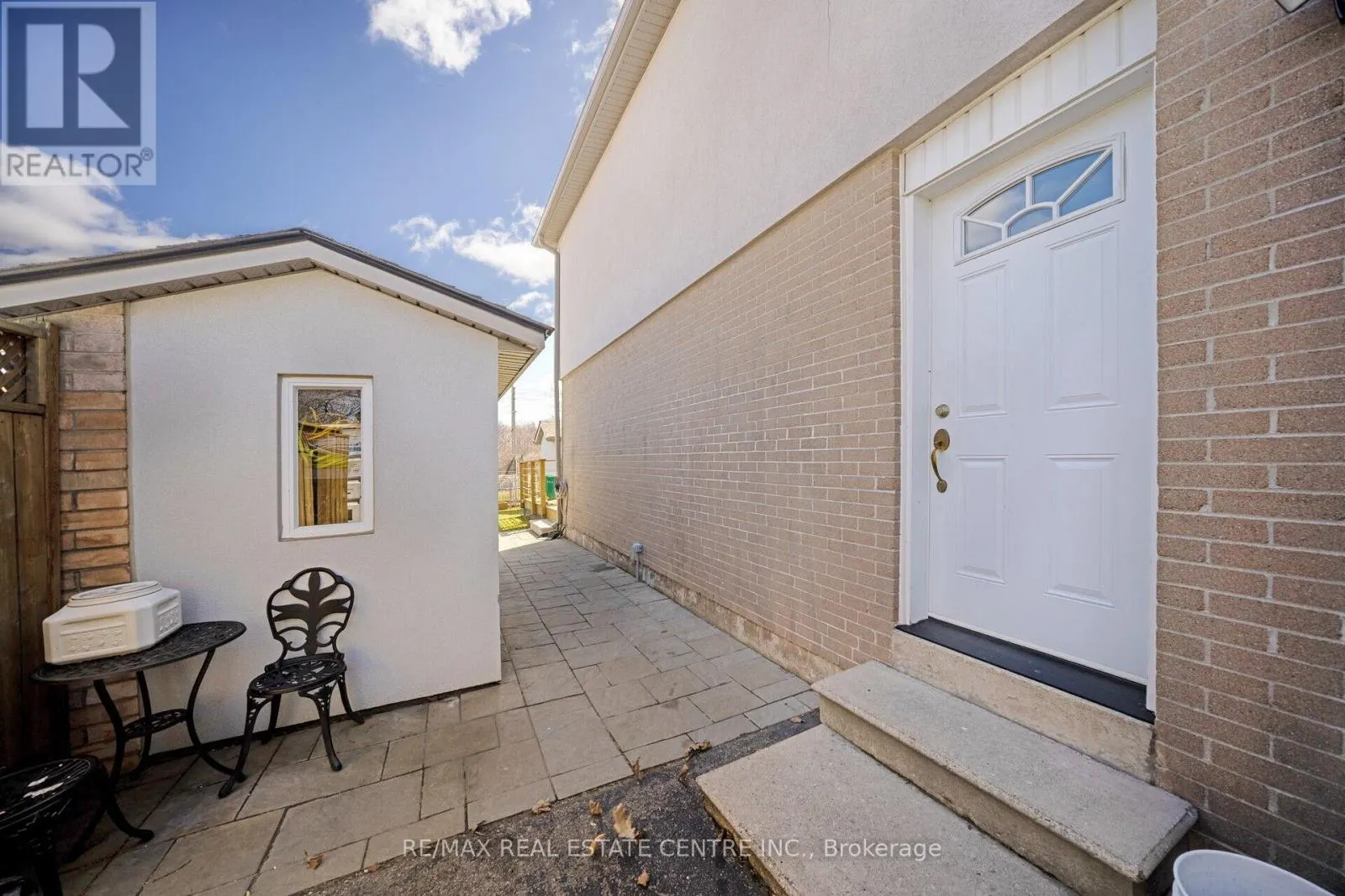 2536 BARCELLA CRESCENT