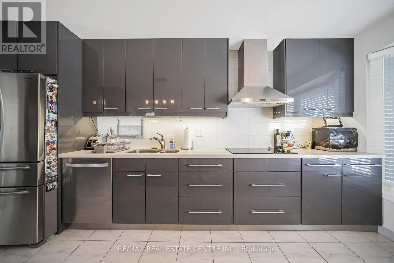 2536 BARCELLA CRESCENT