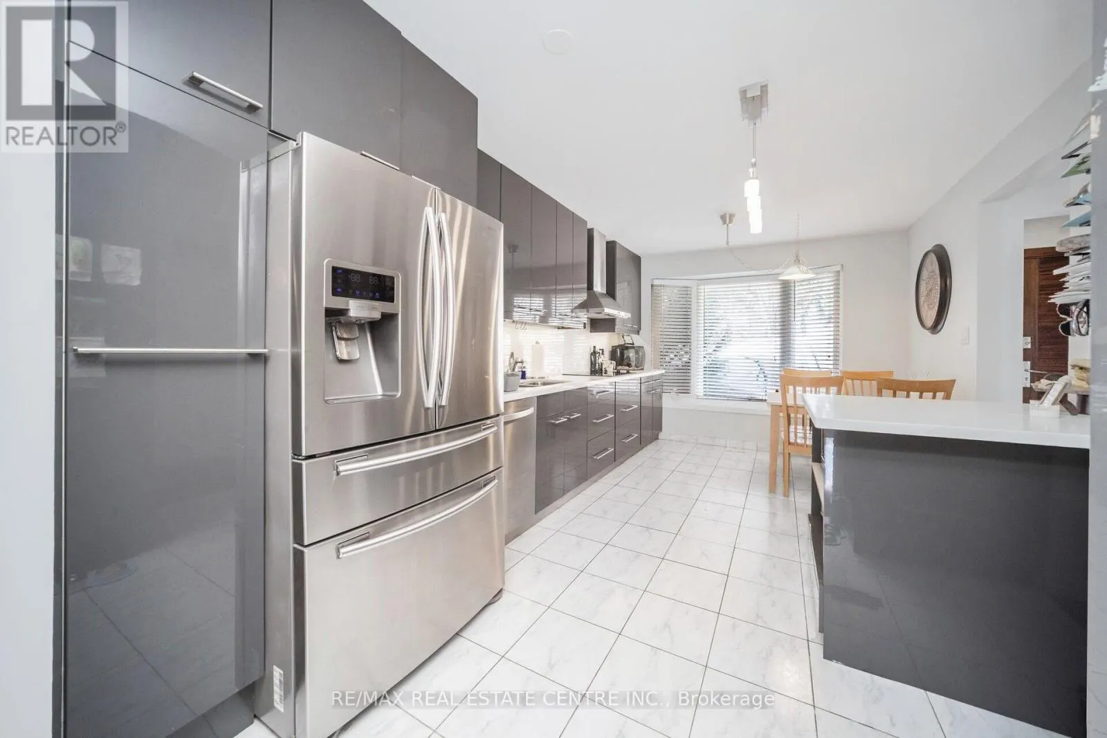 2536 BARCELLA CRESCENT
