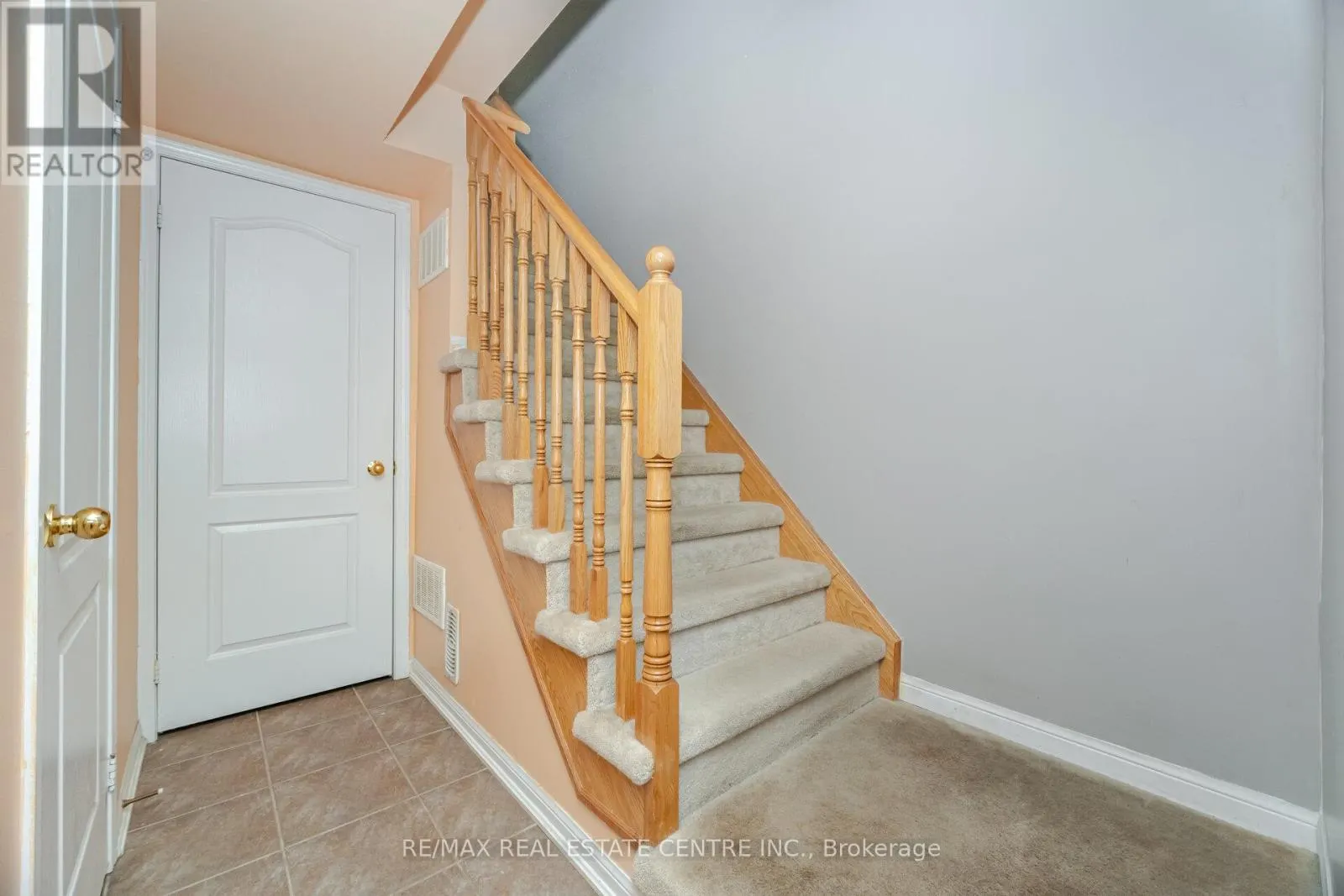 87 - 620 FERGUSON DRIVE