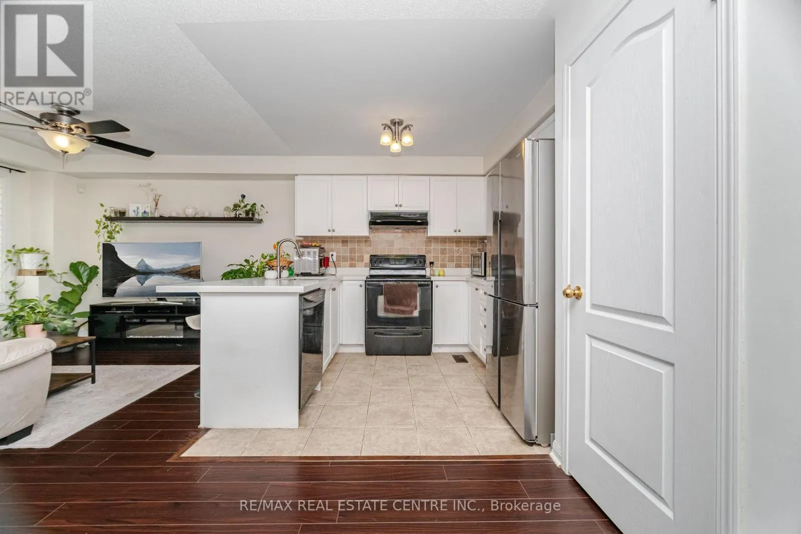 87 - 620 FERGUSON DRIVE