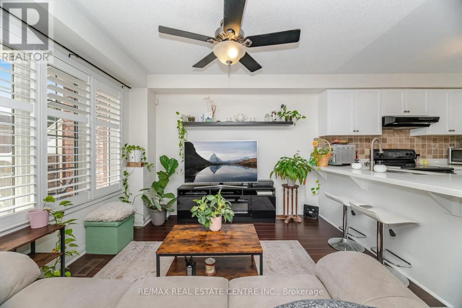 87 - 620 FERGUSON DRIVE