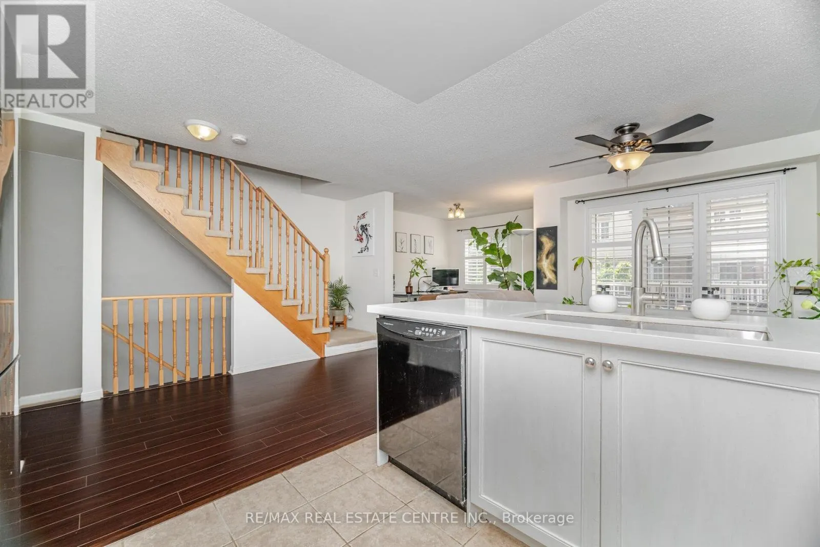 87 - 620 FERGUSON DRIVE