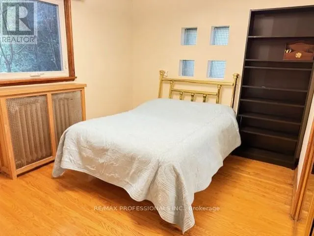 MAIN - 2627 LAKE SHORE BOULEVARD W