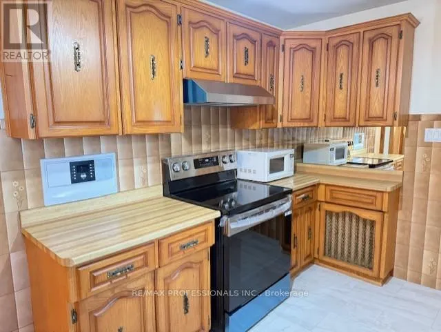 MAIN - 2627 LAKE SHORE BOULEVARD W