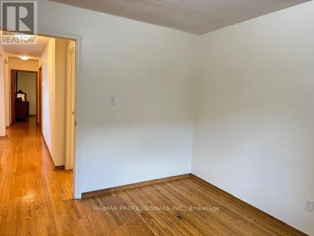 MAIN - 2627 LAKE SHORE BOULEVARD W