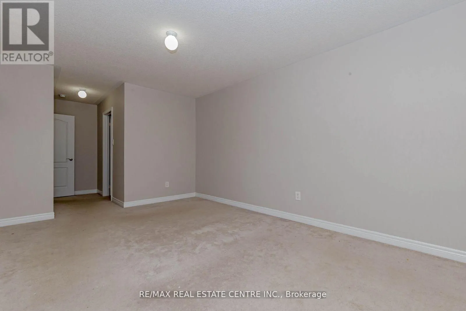 (UPPER) - 20 GOWER CRESCENT