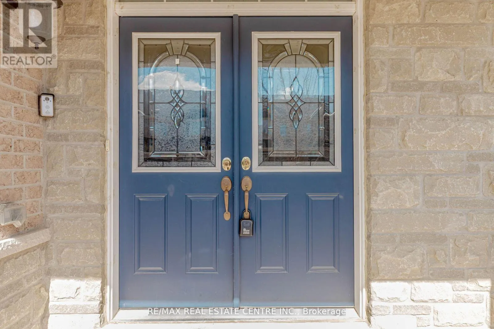(UPPER) - 20 GOWER CRESCENT