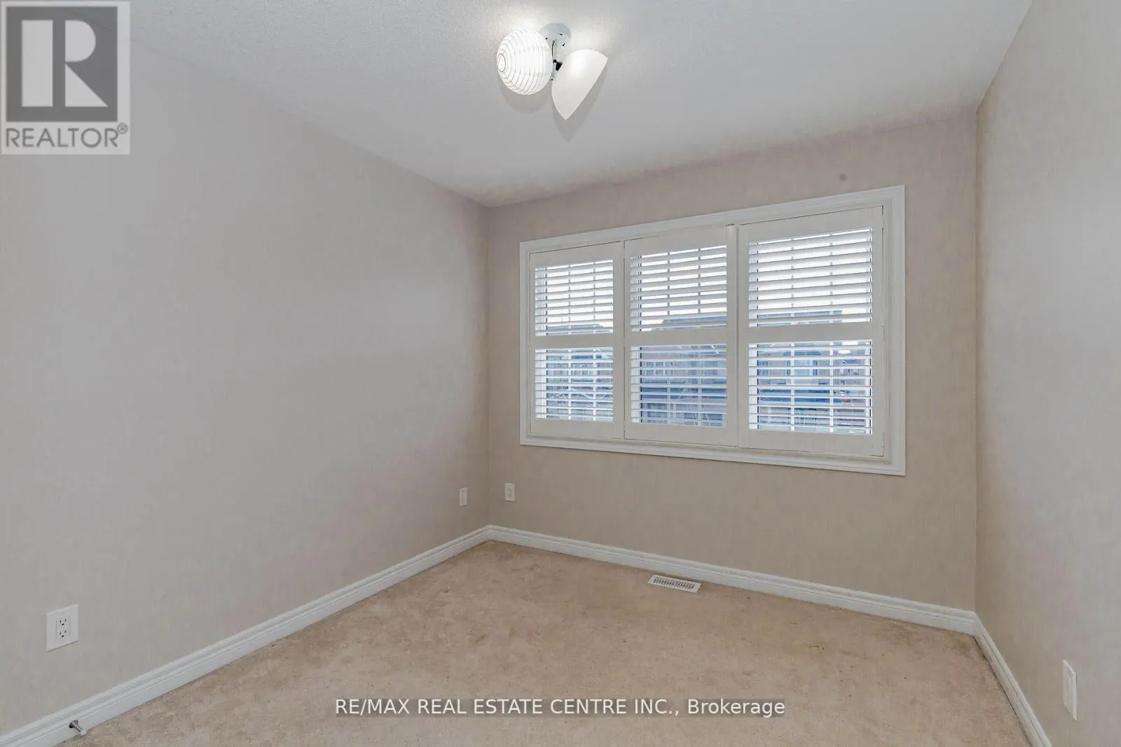 (UPPER) - 20 GOWER CRESCENT