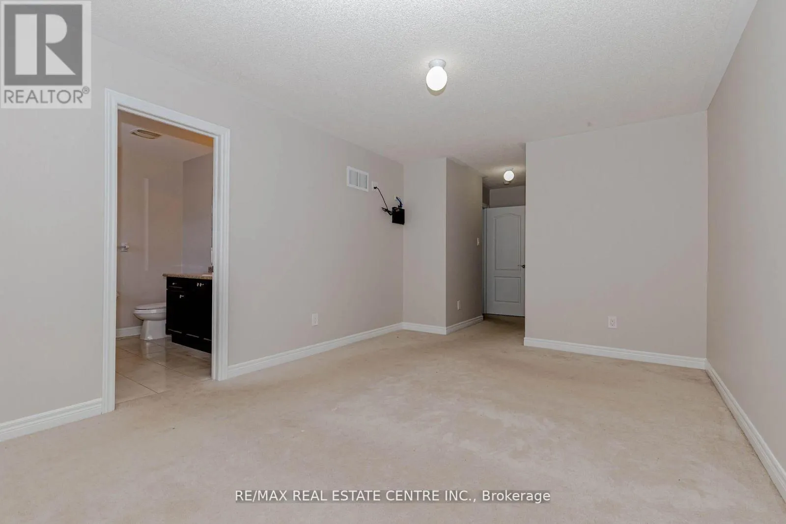 (UPPER) - 20 GOWER CRESCENT