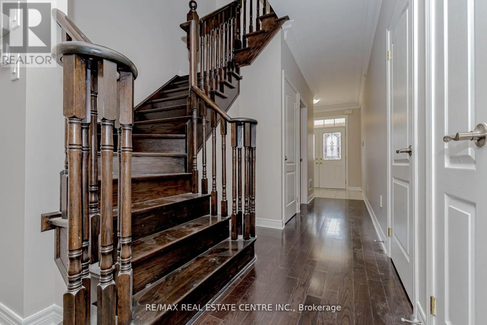 (UPPER) - 20 GOWER CRESCENT