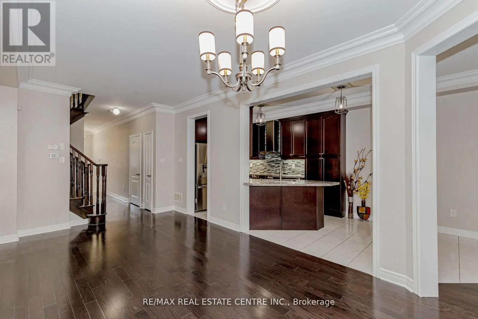 (UPPER) - 20 GOWER CRESCENT