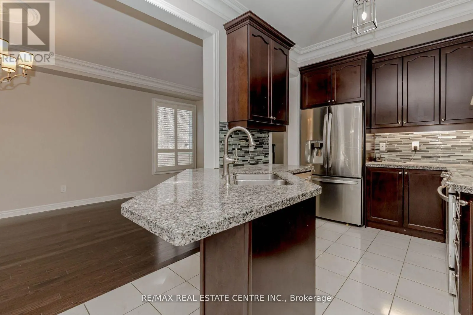 (UPPER) - 20 GOWER CRESCENT